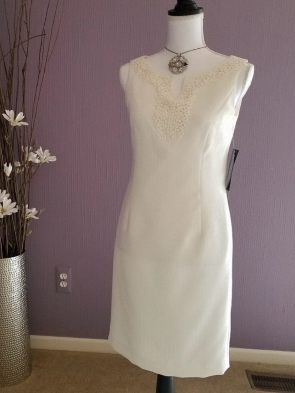 Evan Picone Cream Textured Crochet Detail Sheath Dress NEW WITH TAGS